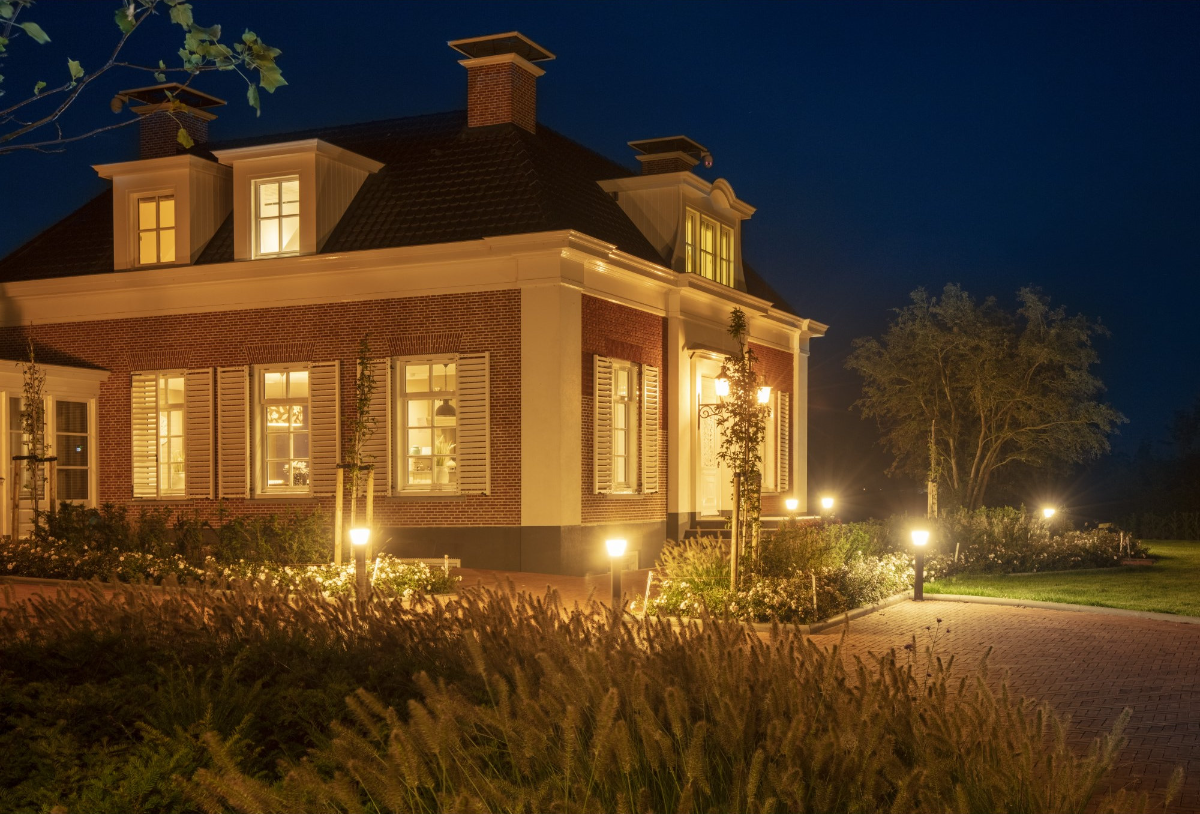 Lámpara solar Iplux® Oslo con pie de 38 cm - Alta calidad - Duración de combustión 15 horas - 6