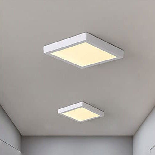 2 kwadratowe wpuszczane lampy sufitowe LED do korytarza, idealne do sypialni lub salonu, światło ciepłobiałe (30 x 30 x 2,5 cm).