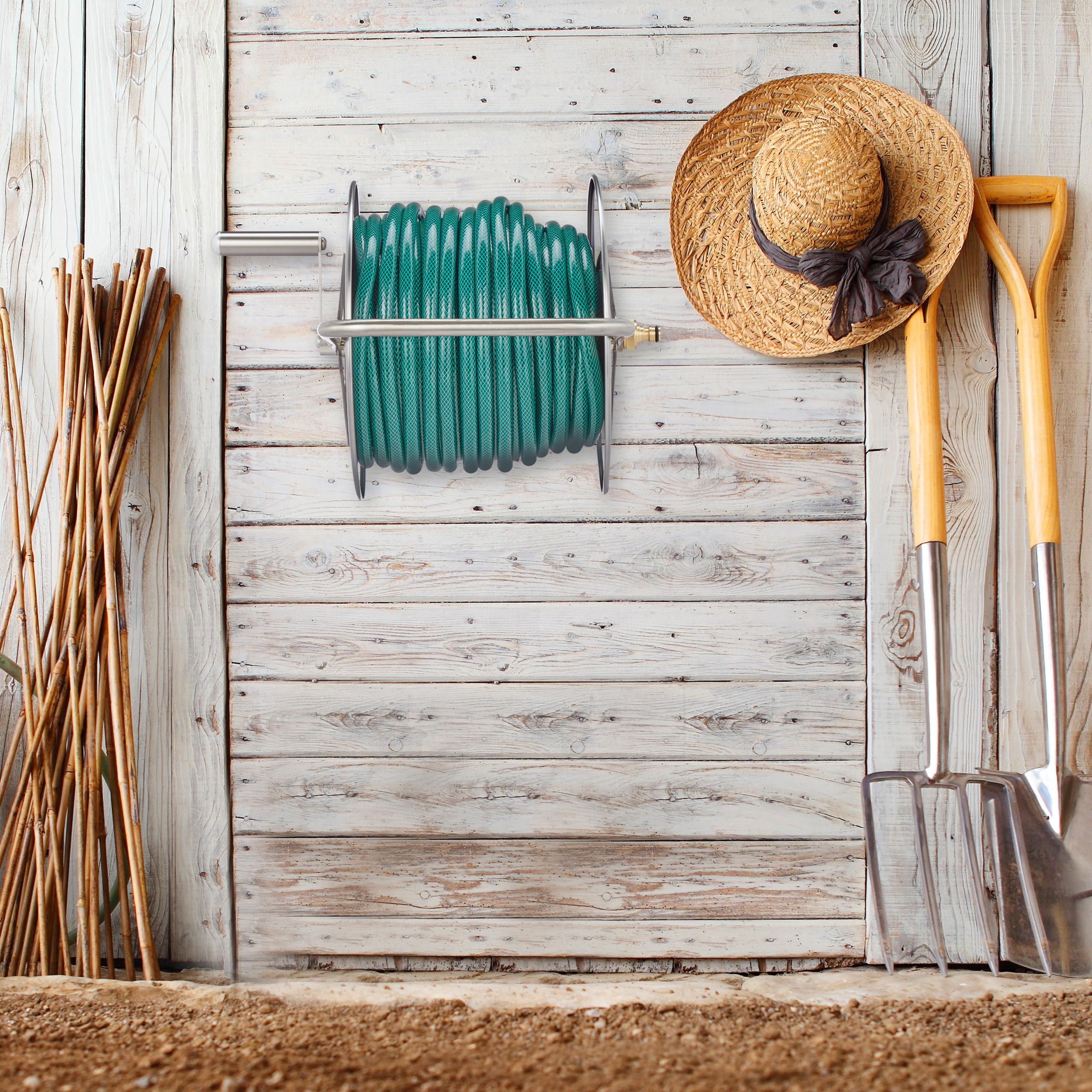 Dévidoir à tuyau d’arrosage, acier inox, vide, à fixer au mur ou poser au sol, pour longueur de 40 m, argenté, Relaxdays - 2