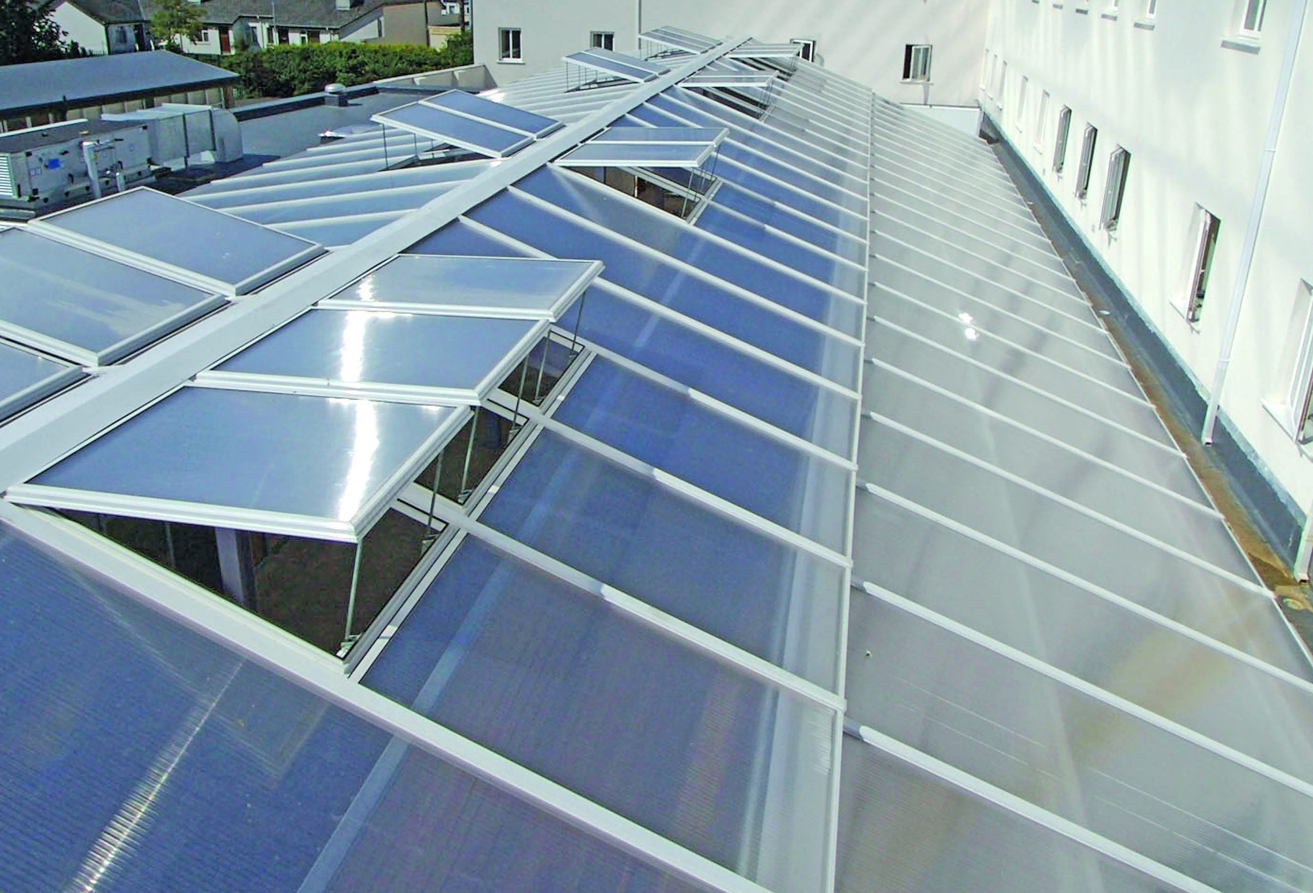 5 PLAQUES POLYCARBONATE ALVEOLAIRE EP.32MM - TRANSPARENT - 4,00M X 1,25M - 2