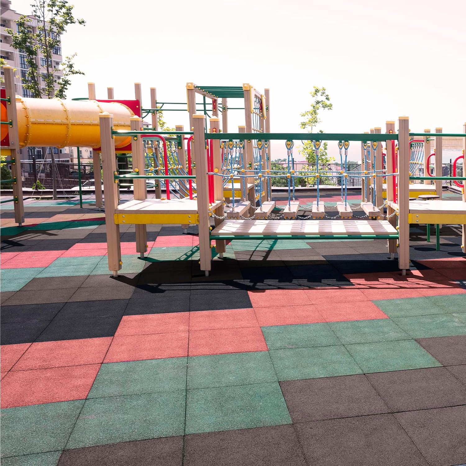 Tappeto da pavimento per area giochi e giardino, Play Protect, resistente alle intemperie con drenaggio 50 x 50 cm, Sp 25 mm, Grigio - 2