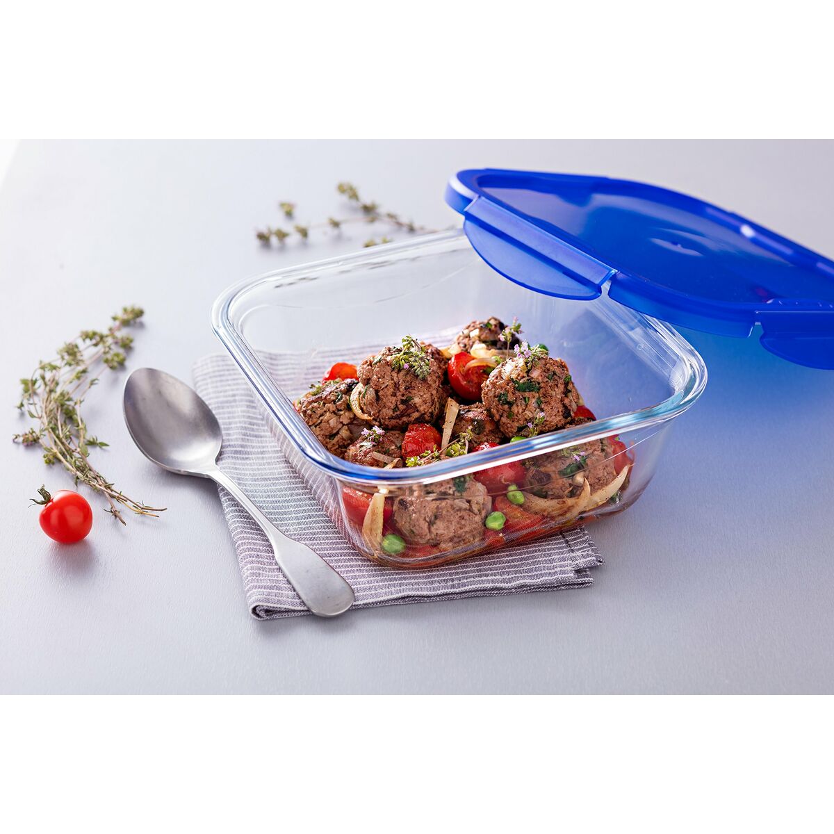 Pyrex Cook & Go rectangular glass food storage container/roaster with ...