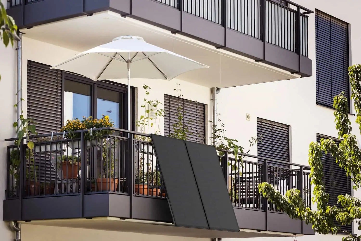 Kit solaire pour balcon 1600 W avec panneaux semi-flexibles - 3