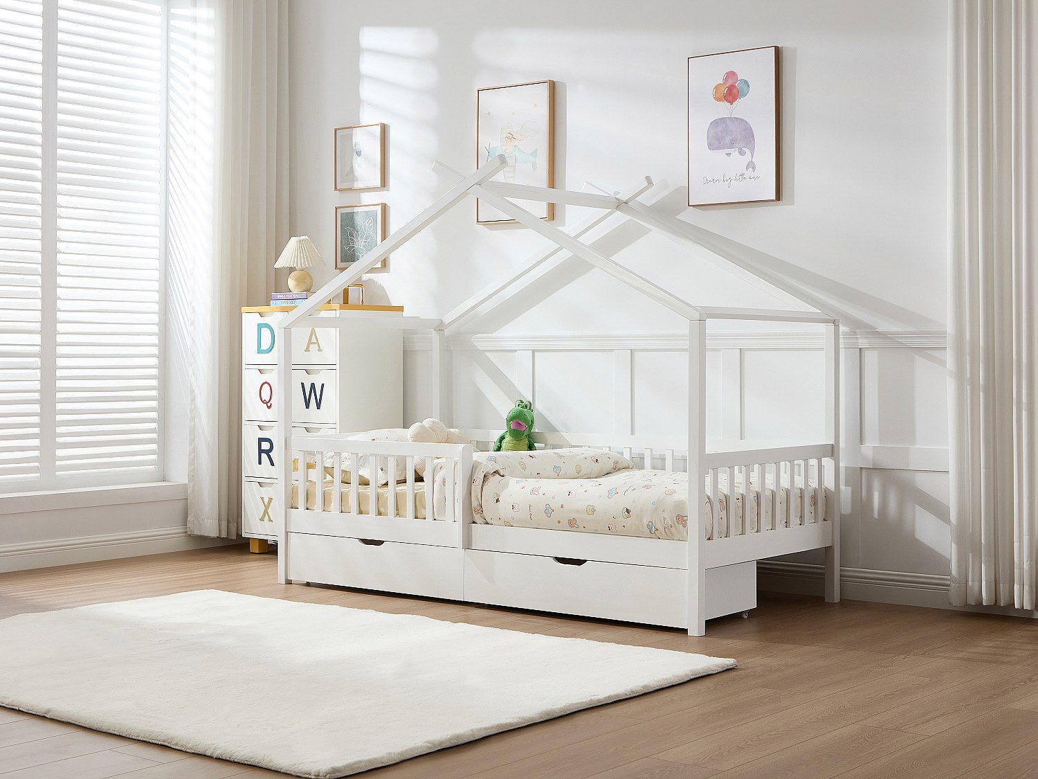 Łóżko domek 90 x 190 cm z szufladami - Drewno sosnowe i MDF - Biały - KIRALIO