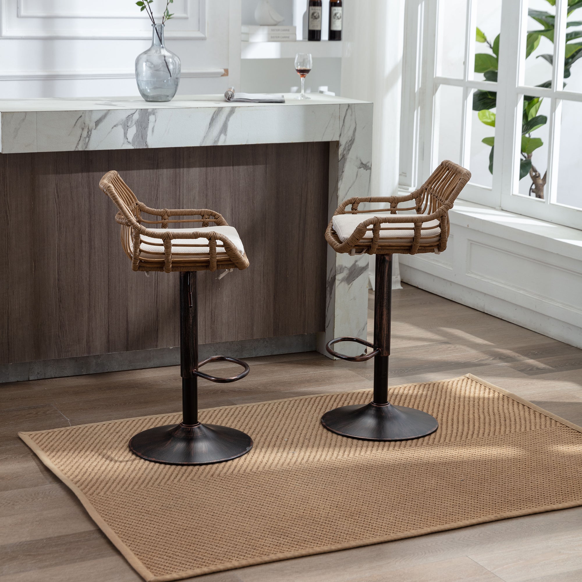 Lot de 2 Tabourets de Bar Rotin Beige Pivotants 360° - 39x38x109 cm, Hauteur Réglable 65-85 cm, Chaise de bar avec Pieds Métal Doré, pour Cuisine - 7