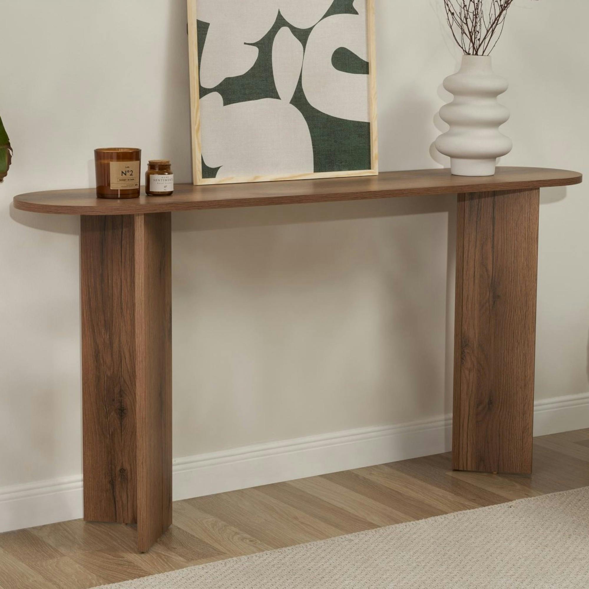 Console de salon ovale effet noyer clair - pieds en V MARFA - 2