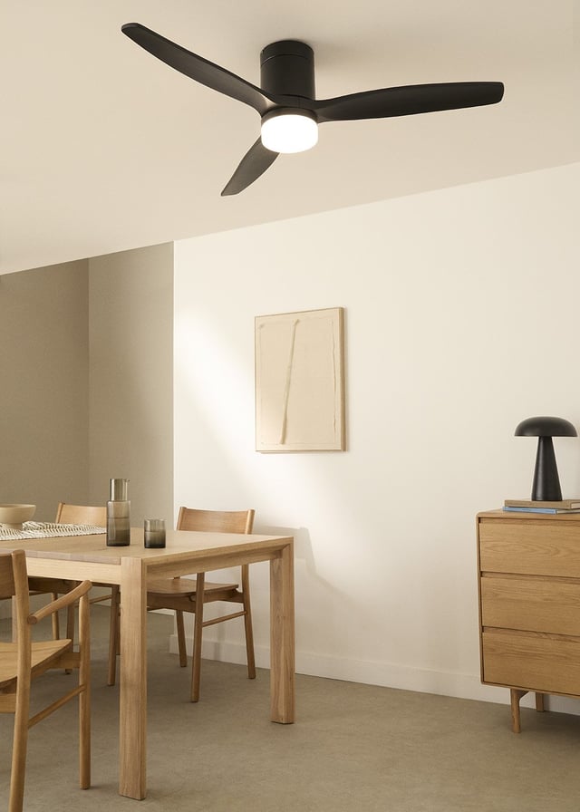 WINDCALM DC - Función Verano/Invierno - Ventilador de Techo 40W Silencioso Ø132 cm con luz con controlador de pared