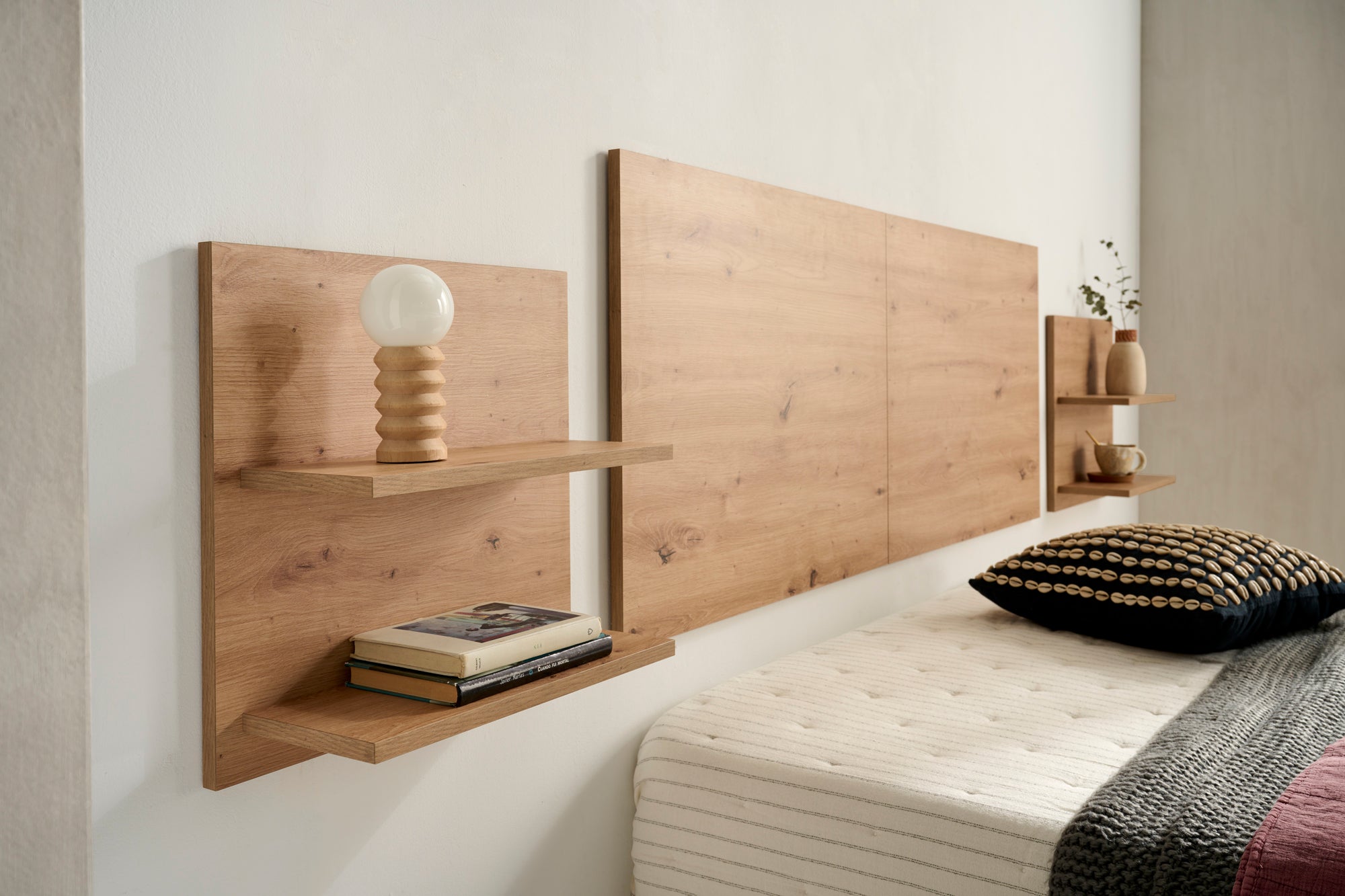 Cabecero + 2 mesitas Colgantes con Baldas, Acabado Madera, Medidas 155 x 60 x 2 cm - 3