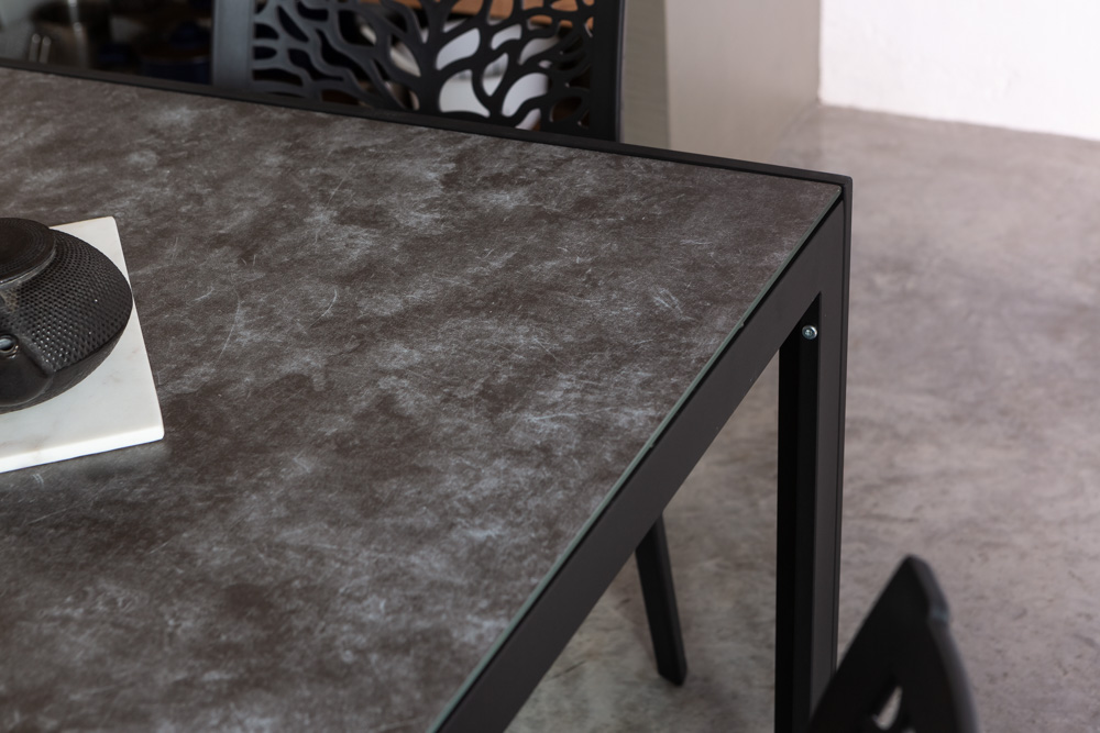 Mesa rectangular fija de 150x90 cm con estructura de aluminio y superficie de vidrio decorado Milo para interior/exterior granito/antracita - 4