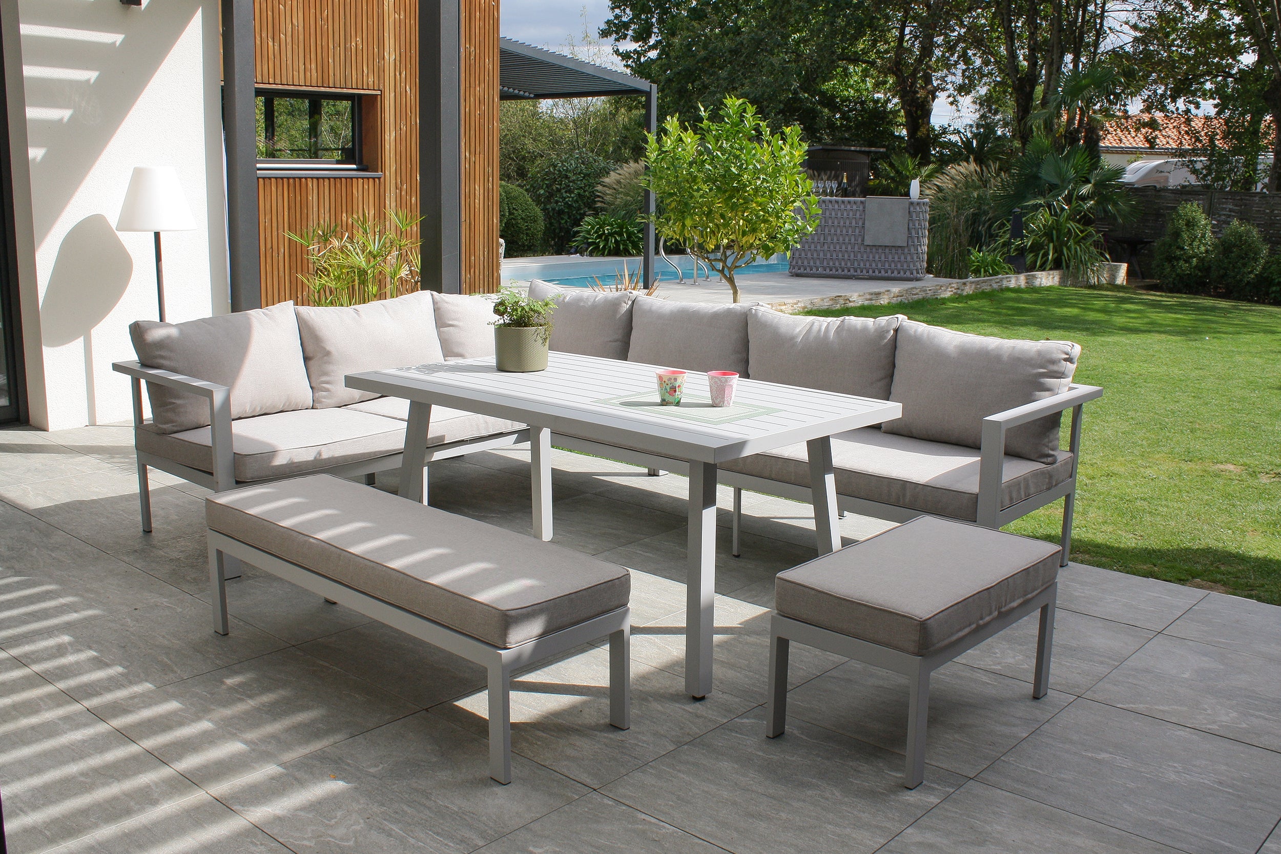 Ensemble repas de jardin 9 places en aluminium ANTALYA - DCB GARDEN - 2