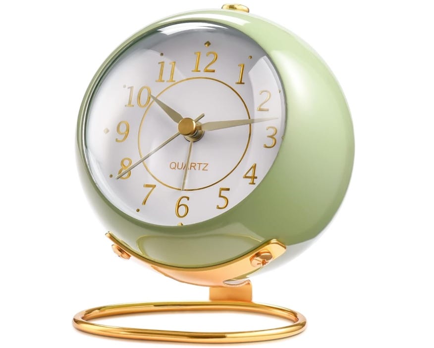 Réveil Analogique Silencieux En Métal Avec Veilleuse, Horloge De Chevet Classique Et Moderne Blanche Pour Chambre A Coucher Ou Bureau 11 Cm 87716870 Réveil Analogique Silencieux En Métal Avec Veilleuse, Horloge De Chevet Classique Et Moderne Blanche Pour Chambre A Coucher Ou Bureau 11 Cm 87716870