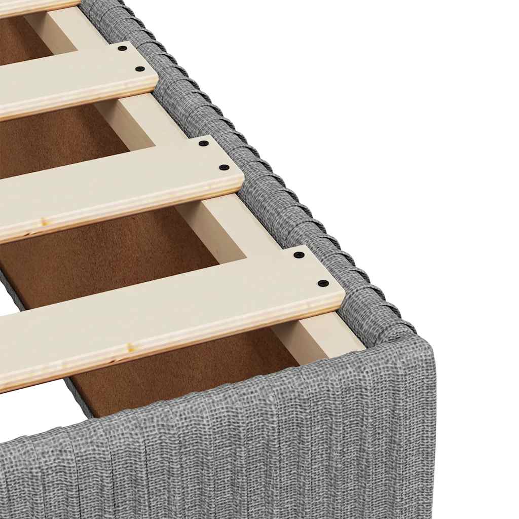 Cadre de lit sans matelas gris clair 180 x 200 cm en tissu - 7
