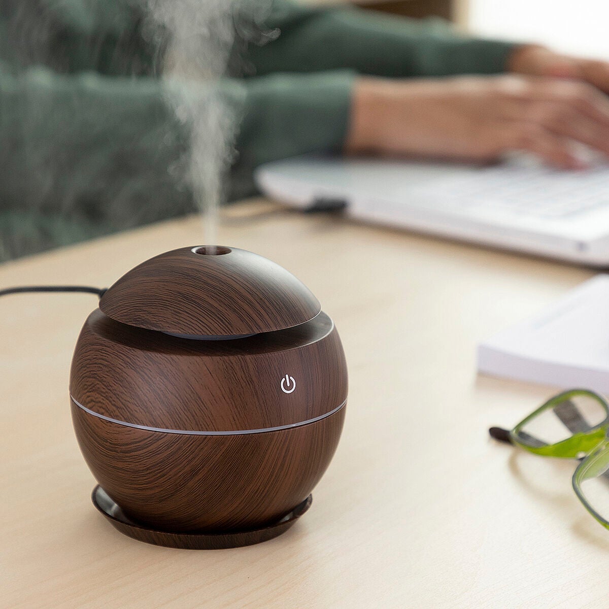 Mini Humidificador Difusor de Aromas Dark Walnut InnovaGoods - 4