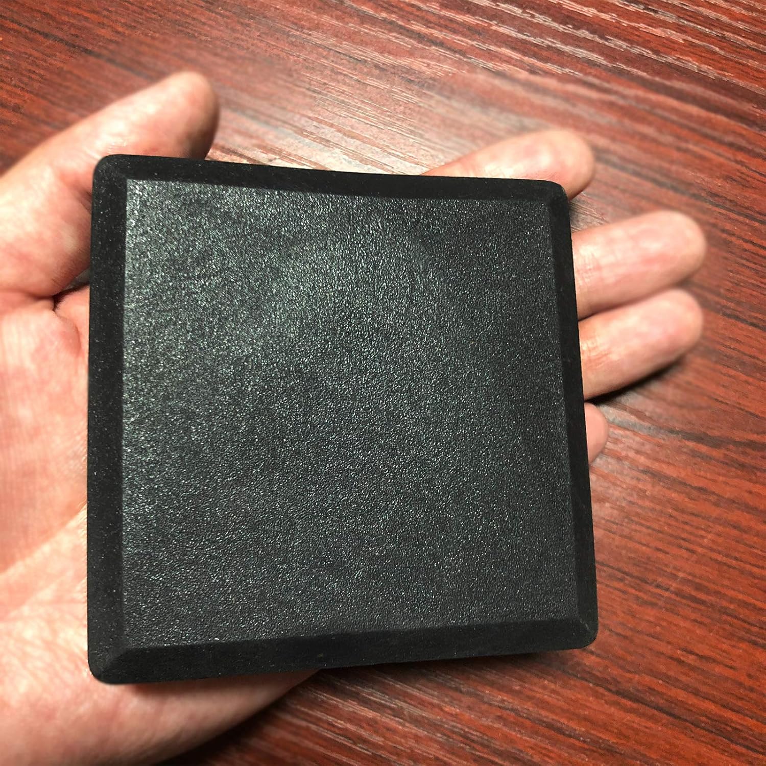 Plastikowe nakładki na nogi trampoliny (80 x 80 mm) - 5
