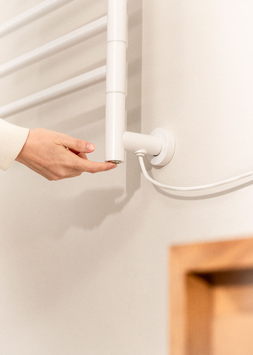 WARM TOWEL MINIMAL - Scaldasalviette elettrico con barre girevoli 180 Bianco - 5