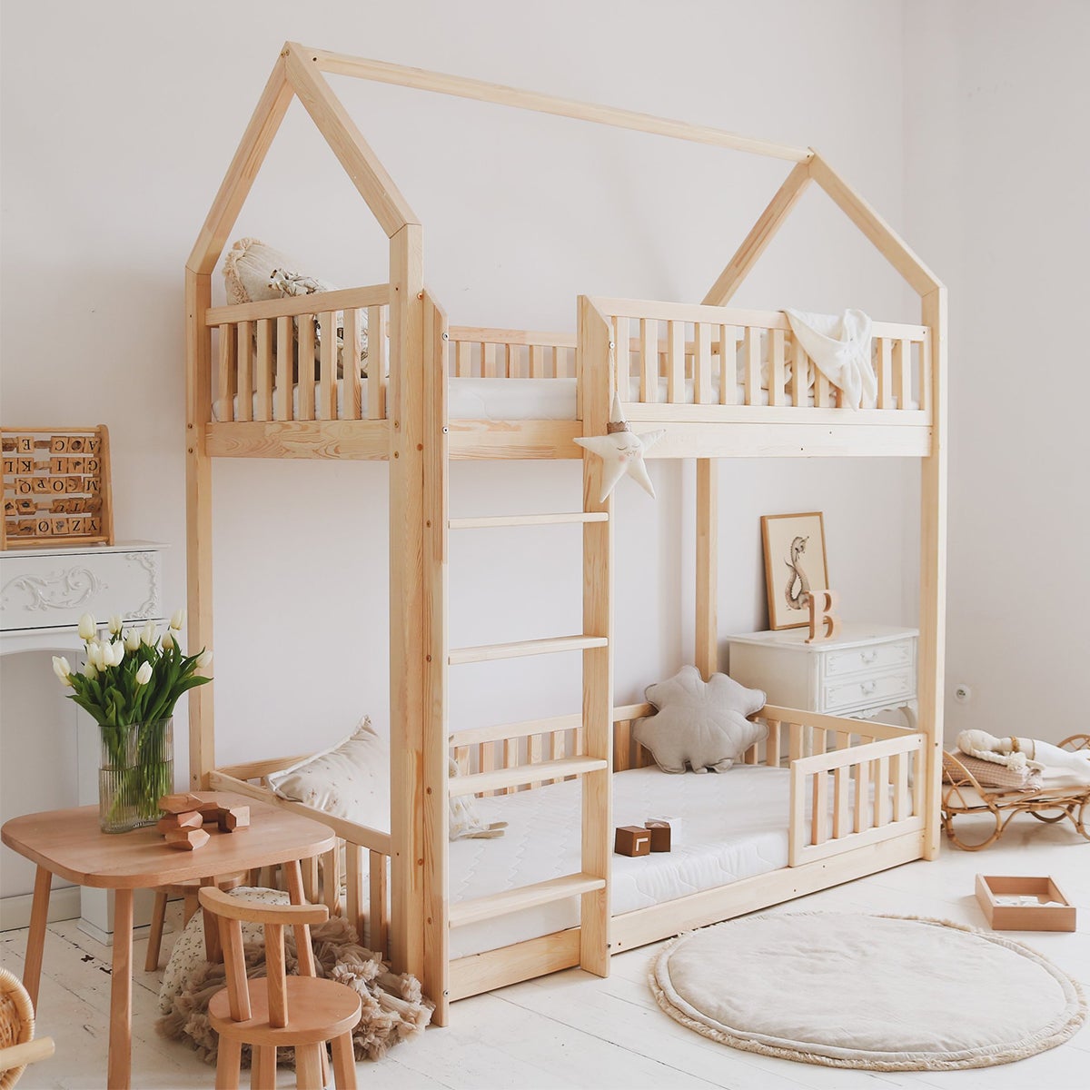 Lit Mezzanine Enfant 90x200 Cm Avec Bureau Intégré - Blanc - En Pin Et MDF - Barrière De Sécurité Et Escalier - Capacité 120 Kg