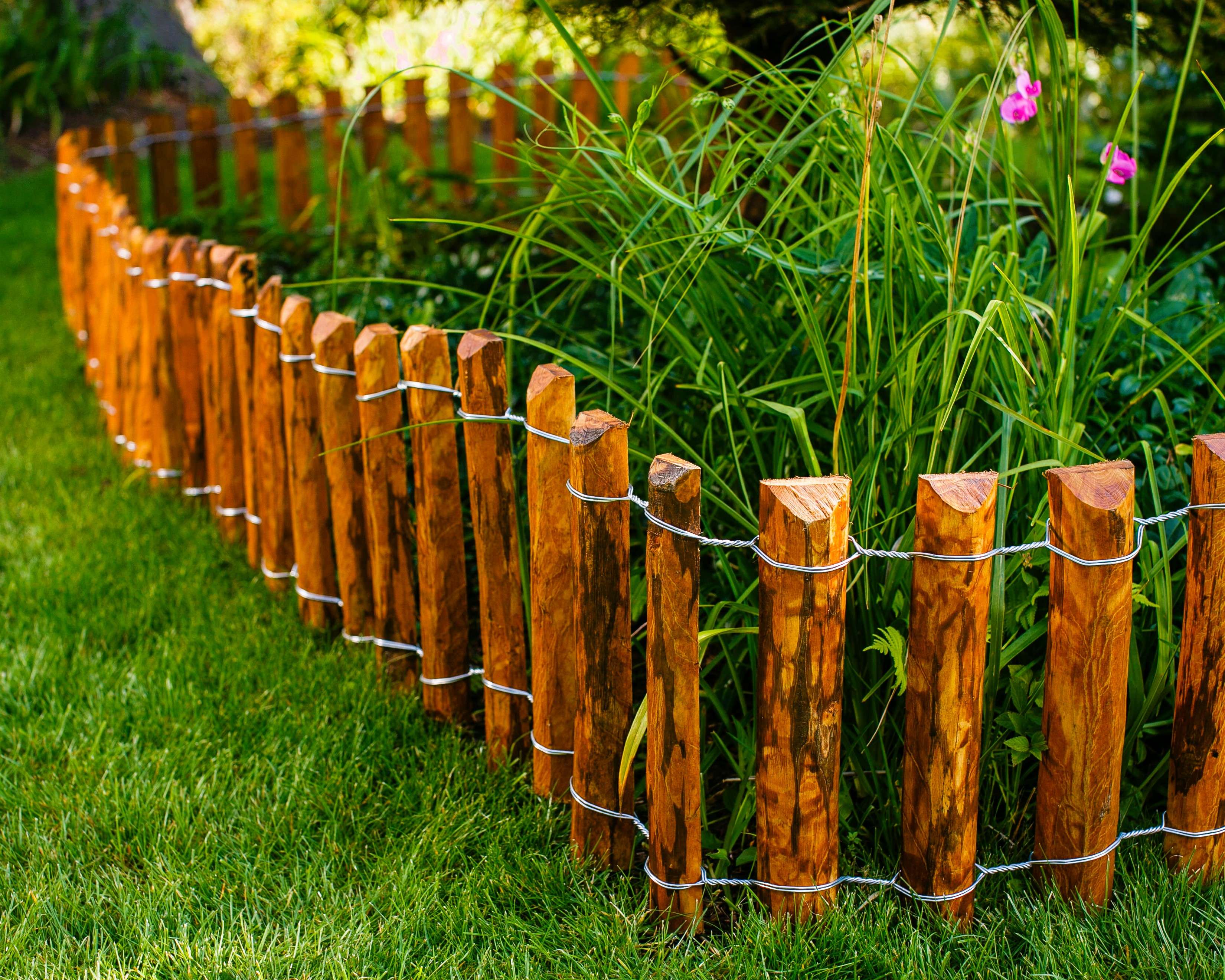 BOGATECO Bordure Enroulable en Noisetier Brun - Hauteur 35 cm - Longueur 300 cm - Demi-Palissade de Jardin Imprégnée à Planter - 6