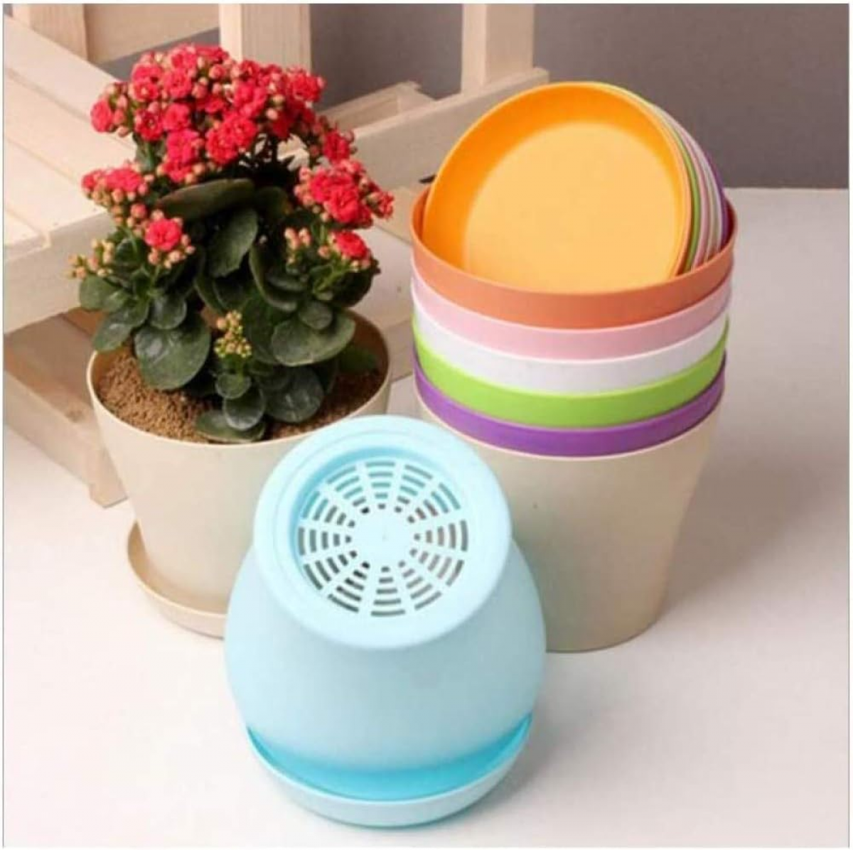 Lot de 8 pots de fleurs en plastique colorés de 14 cm, 8 couleurs, avec plateau, pour le bureau et la maison (14 x 12 cm) - 5