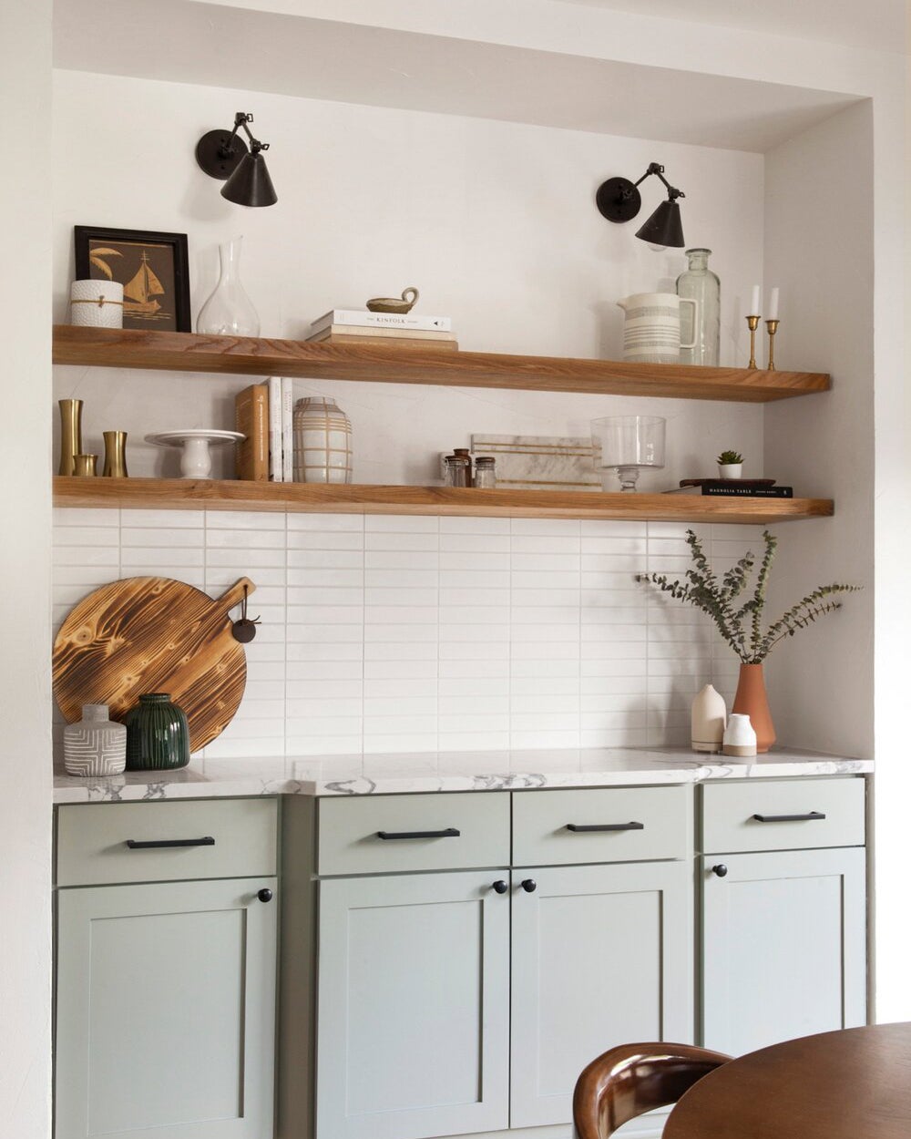 Pack 2 étagères 180x3,2x20cm flottantes en bois massif ton chêne foncé DECOWOOD - Modèle MELVA - 2