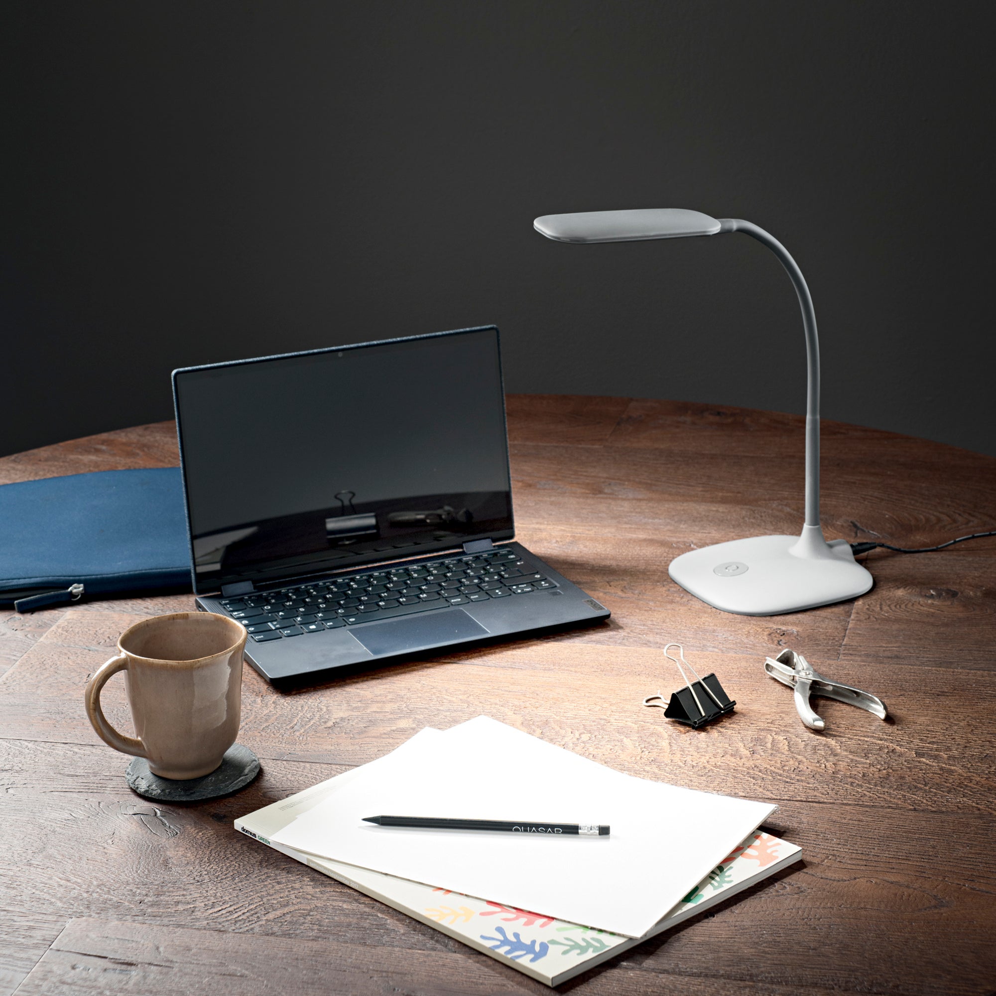 Lampe de lecture LED DARWIN orientable en métal blanc avec variateur tactile - 4
