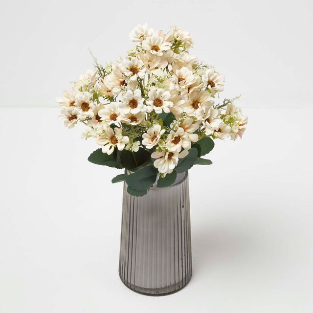 12 Fasci Di Margherite Artificiali In Seta Con Foglie Di Eucalipto – Fiori Finti UV Resistenti Per Esterno, Decorazione Giardino E Casa - 4