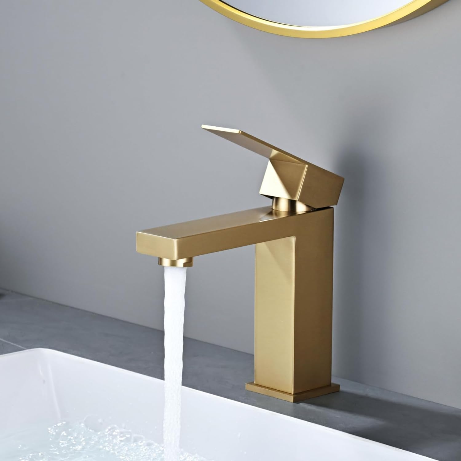 Nowoczesna bateria umywalkowa w kolorze złotym, bezołowiowa bateria umywalkowa ze stali nierdzewnej, gorąca woda, chromowany kran G 3/8