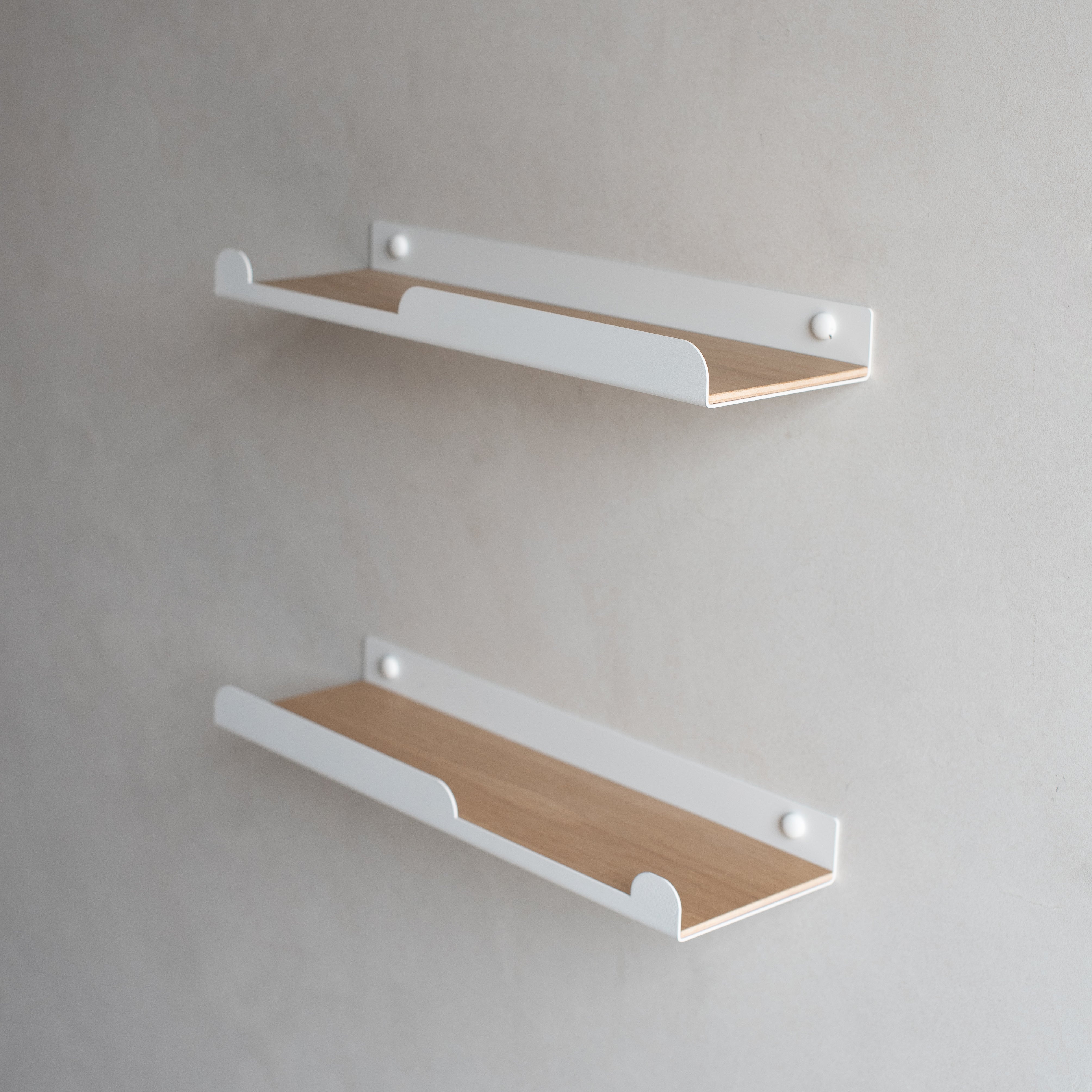 Love-KANKEI Lot De 2 étagères Murales Flottantes Avec Barre En Bois Et 8 Crochets Amovibles Pour