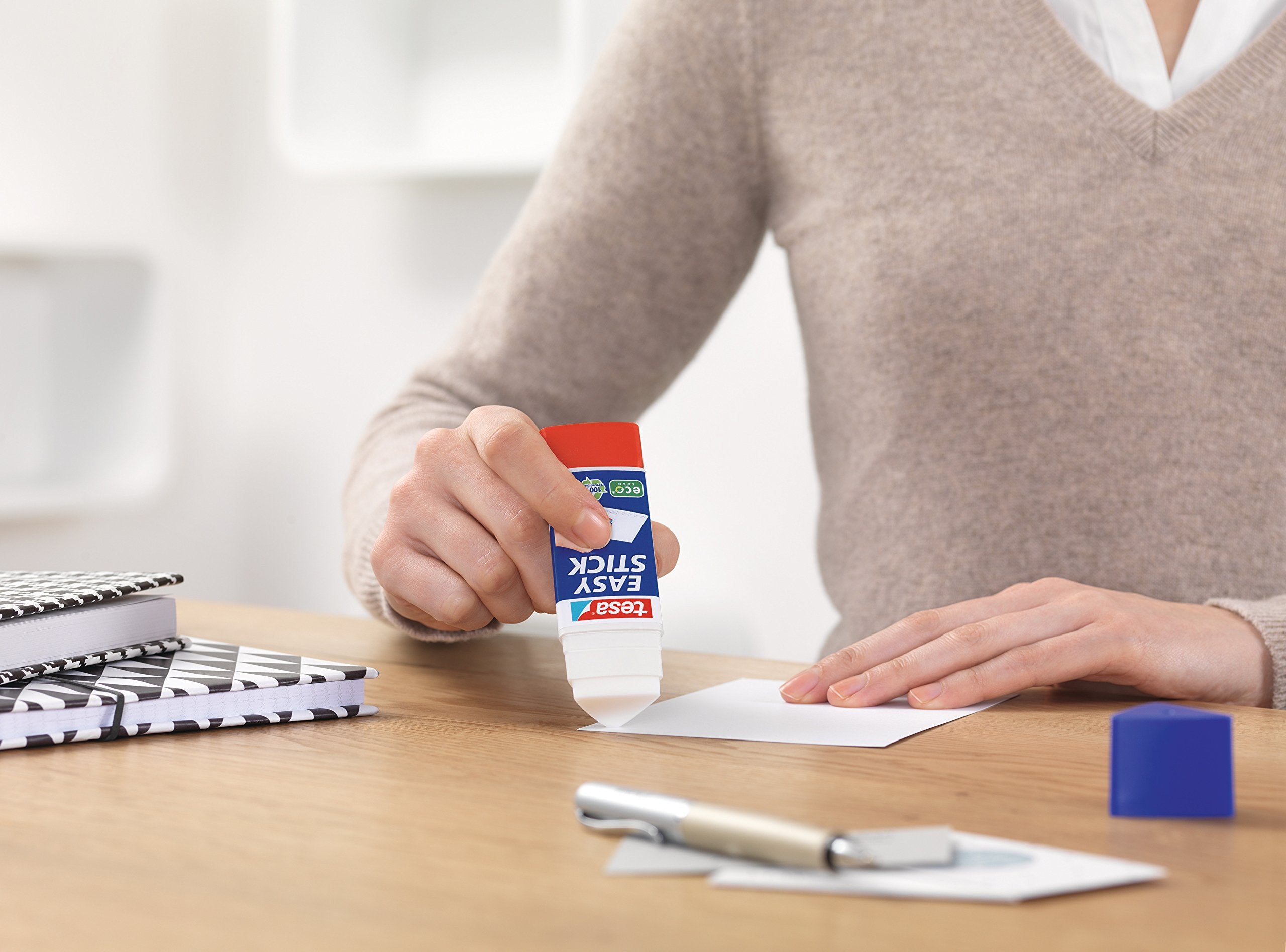 Tesa 57030-00200-00 Colla Stick Triangolare, Senza Solventi - 4