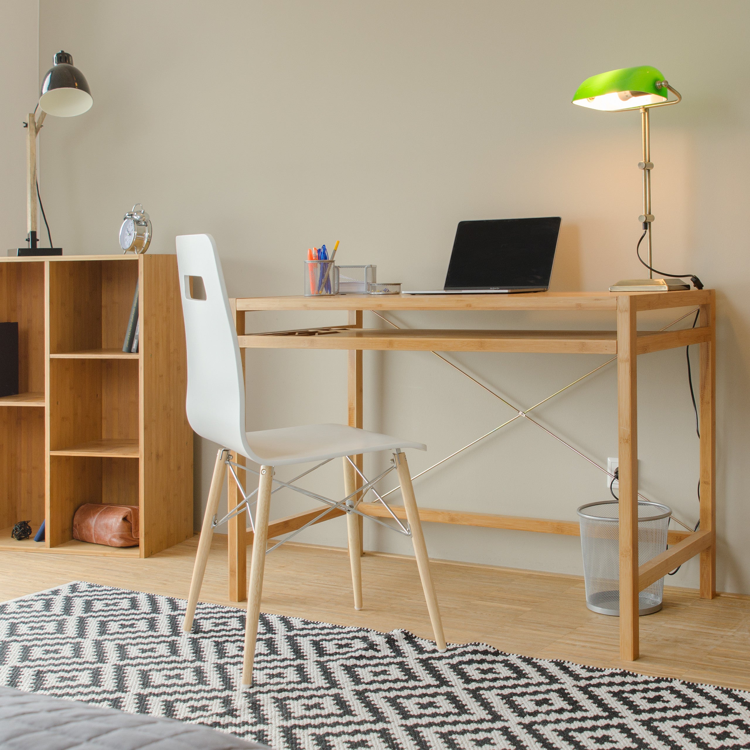 Bureau informatique table ordinateur en bambou emplacement clavier HxlxP: 76,5 x 106,5 x 55,5 cm, nature, Relaxdays - 2